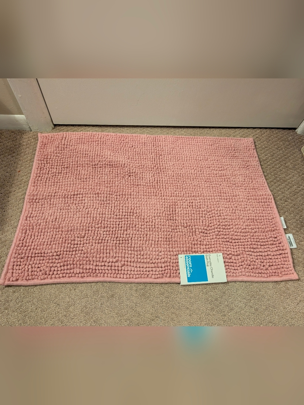Room Essentials Pink Chenille Bath Rug